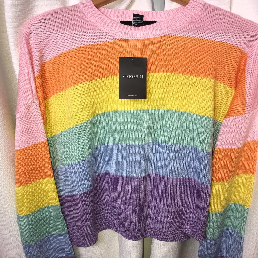Brand new forever 21 pastel sweater